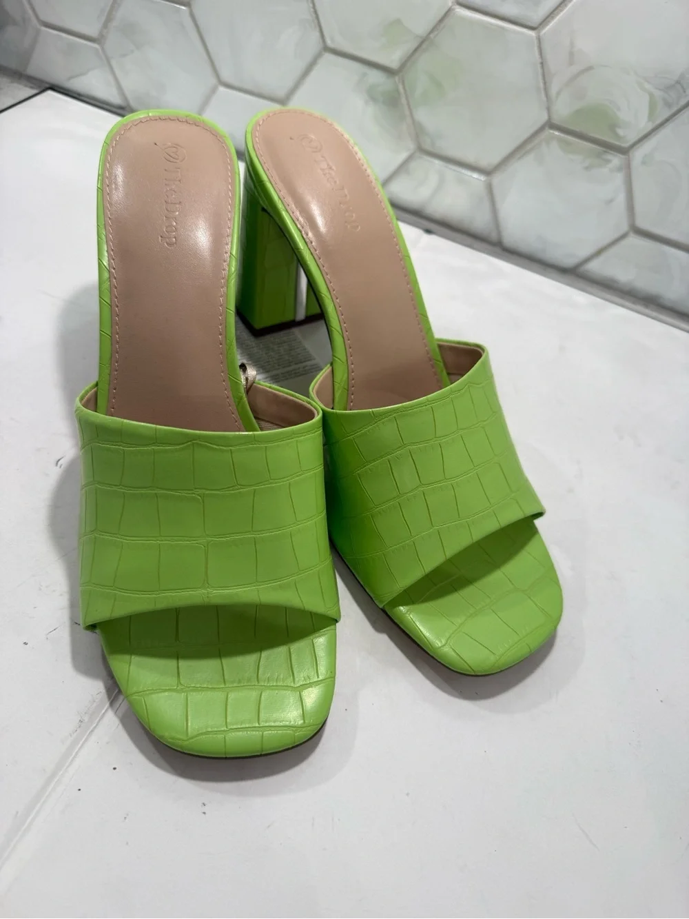 The Drop Woman’s Pattie Lime Green Sandal Sz 9.5 Crocodile Print NEW Block Heel